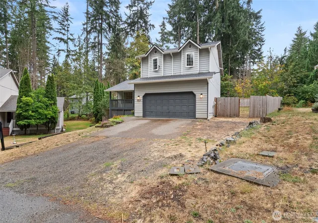 Photo 3 of Single family home for sale at 18127 Stoney Ct Se, Yelm, WA 98597 | MLS# NWM2574111 | Listing updated on 2026-09-25