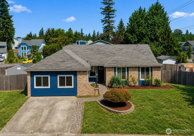 Photo 1 of Single family home for sale at 11510 Se 215th St, Kent, WA 98031 | MLS# NWM2574121 | Listing updated on 2026-09-27