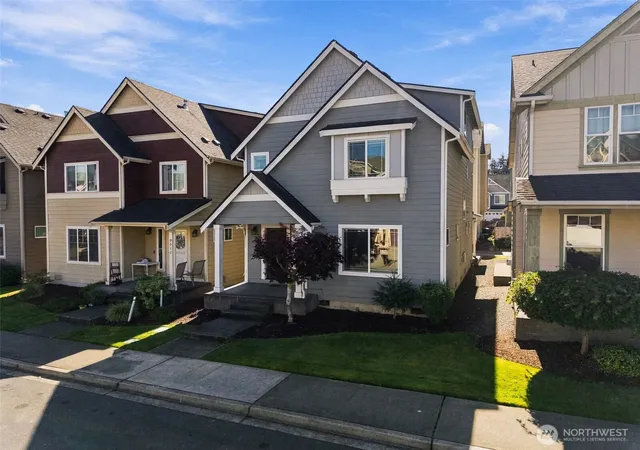 Photo 3 of Single family home for sale at 9508 133rd Street E, Puyallup, WA 98373 | MLS# NWM2574131 | Listing updated on 2026-10-02