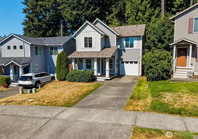 Photo 3 of Sale Pending at 896 G St Se, Tumwater, WA 98512 | MLS# NWM2574140 | Listing updated on 2026-09-25