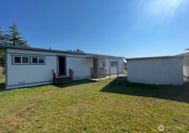 Photo 1 of Manufactured home for sale at 4000 76th St Ne #33, Marysville, WA 98270 | MLS# NWM2574142 | Listing updated on 2026-09-25