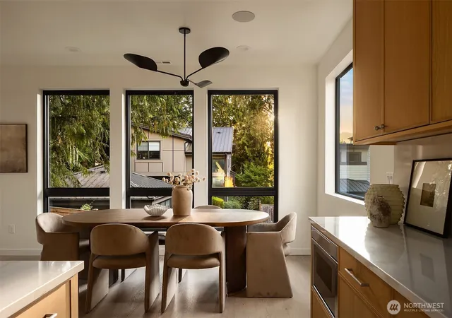 Photo 4 of Single family home for sale at 1947 1St St, Kirkland, WA 98033 | MLS# NWM2574146 | Listing updated on 2026-09-24
