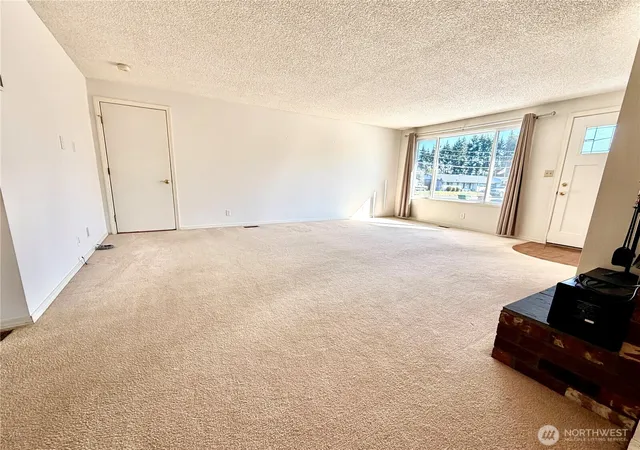 Photo 3 of Single family home for sale at 3430 Olive Wy, Longview, WA 98632 | MLS# NWM2574152 | Listing updated on 2026-09-30