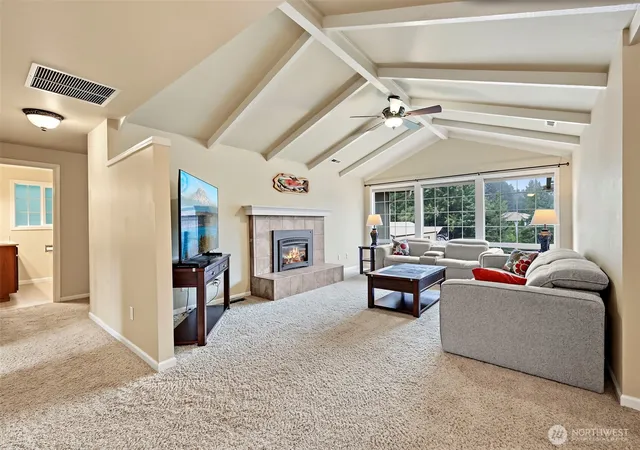 Photo 4 of Single family home for sale at 11101 147th Street E, Puyallup, WA 98374 | MLS# NWM2574154 | Listing updated on 2026-10-26