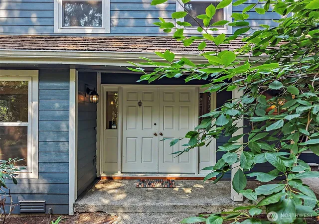 Photo 1 of Single family home for sale at 2235 Sahalee Dr E, Sammamish, WA 98074 | MLS# NWM2574162 | Listing updated on 2026-10-02