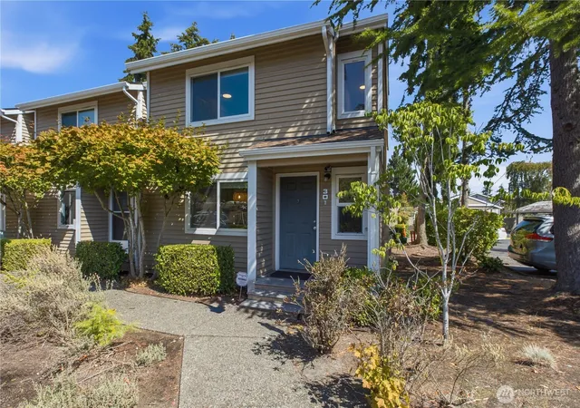 Photo 2 of Townhouse for sale at 23906 12th Pl S #301, Des Moines, WA 98198 | MLS# NWM2574166 | Listing updated on 2026-09-25