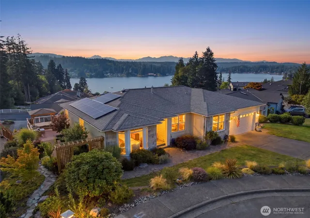 Photo 1 of Single family home for sale at 6086 Kingfisher Ct, Bremerton, WA 98312 | MLS# NWM2574173 | Listing updated on 2026-09-23