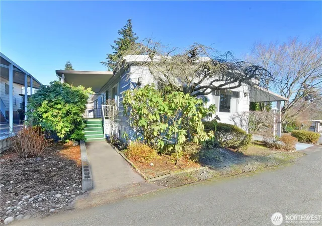 Photo 1 of Manufactured home for sale at 13320 Hwy 99 #154, Everett, WA 98204 | MLS# NWM2574194 | Listing updated on 2026-08-27