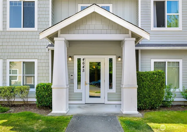Photo 3 of Sale Pending at 4645 Celia Wy #201, Bellingham, WA 98226 | MLS# NWM2574202 | Listing updated on 2026-09-25