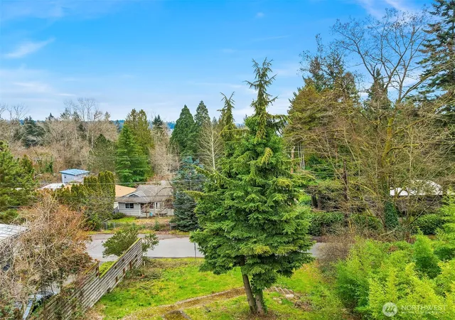 Photo 2 of Land for sale at 9229 45Th Ave Ne, Seattle, WA 98115 | MLS# NWM2574217 | Listing updated on 2026-09-22