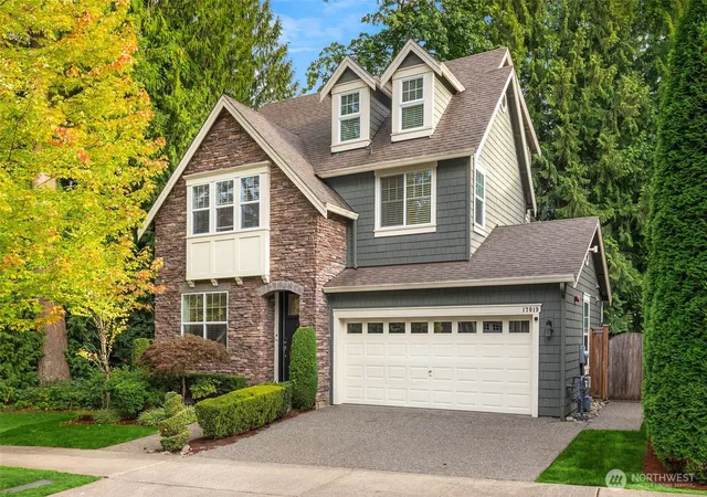 Photo 1 of Single family home for sale at 17019 Ne 118th Way, Redmond, WA 98052 | MLS# NWM2574222 | Listing updated on 2026-09-27