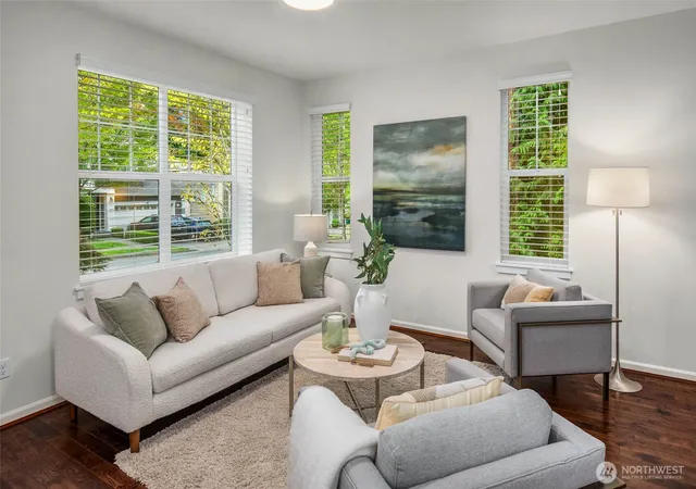 Photo 3 of Single family home for sale at 17019 NE 118th Way, Redmond, WA 98052 | MLS# NWM2574222 | Listing updated on 2026-09-27