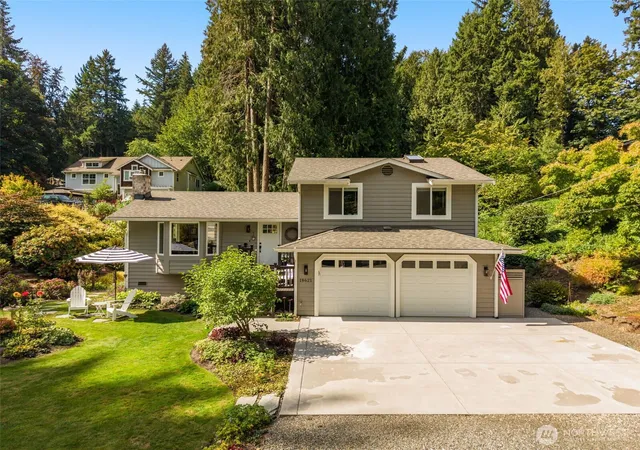 Photo 1 of Single family home for sale at 18621 95th Avenue Ne, Bothell, WA 98011 | MLS# NWM2574231 | Listing updated on 2026-10-01