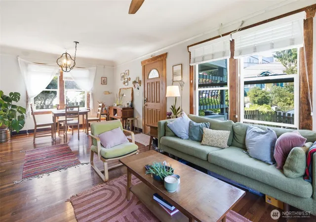 Photo 4 of House for sale at 5060 Renton Ave S, Seattle, WA 98118 | MLS# NWM2574244 | Listing updated on 2026-09-25