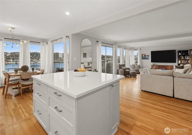 Photo 4 of Condo for sale at 1758 Dexter Ave N #6, Seattle, WA 98109 | MLS# NWM2574269 | Listing updated on 2026-09-27