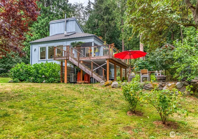 Photo 1 of Single family home for sale at 322 View Hvn Rd, Eastsound, WA 98245 | MLS# NWM2574329 | Listing updated on 2026-09-25