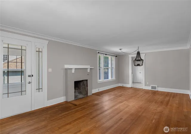 Photo 3 of Single family home for sale at 1612 Capitol Wy S, Olympia, WA 98501 | MLS# NWM2574336 | Listing updated on 2026-10-02
