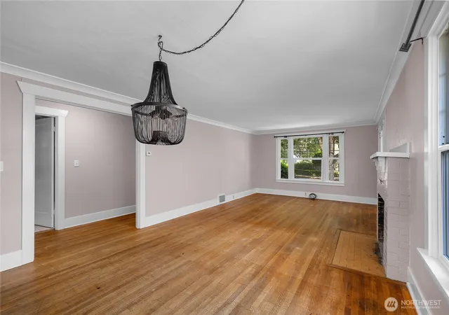 Photo 4 of Single family home for sale at 1612 Capitol Wy S, Olympia, WA 98501 | MLS# NWM2574336 | Listing updated on 2026-10-02