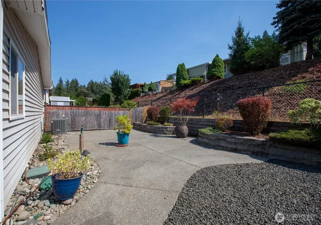 Photo 3 of Sale Pending at 716 Dennis St Se #43, Tumwater, WA 98501 | MLS# NWM2574343 | Listing updated on 2026-09-21