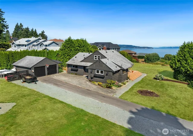 Photo 2 of Sale Pending at 30005 21st Ave Sw, Federal Way, WA 98023 | MLS# NWM2574364 | Listing updated on 2026-09-19