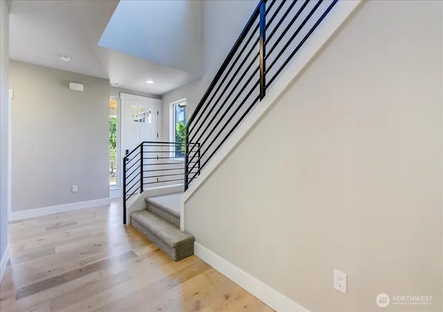 Photo 4 of Sale Pending at 15528 2nd Place W #MG 15, Lynnwood, WA 98087 | MLS# NWM2574370 | Listing updated on 2026-09-25