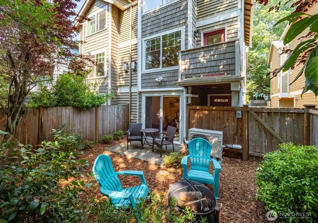 Photo 2 of Townhouse for sale at 641 Nw Market St #A, Seattle, WA 98107 | MLS# NWM2574371 | Listing updated on 2026-09-25