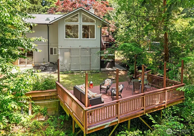 Photo 3 of Single family home for sale at 8760 Sw 190th St, Vashon, WA 98070 | MLS# NWM2574401 | Listing updated on 2026-10-02