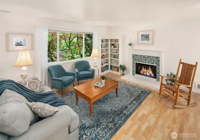 Photo 4 of Single family home for sale at 8760 Sw 190Th St, Vashon, WA 98070 | MLS# NWM2574401 | Listing updated on 2026-10-02