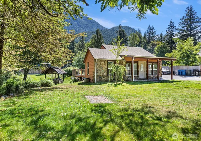 Photo 3 of Single family home for sale at 10708 428th Ave Se, North Bend, WA 98045 | MLS# NWM2574404 | Listing updated on 2026-08-28