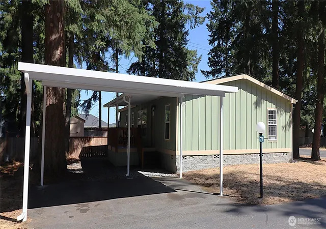 Photo 1 of Manufactured home for sale at 13517 200th St Ct E #71, Graham, WA 98338 | MLS# NWM2574406 | Listing updated on 2026-09-21