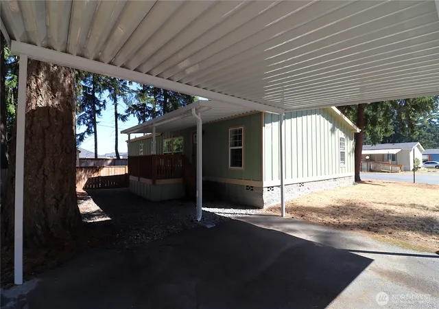Photo 3 of Manufactured home for sale at 13517 200Th St Ct E #71, Graham, WA 98338 | MLS# NWM2574406 | Listing updated on 2026-09-21