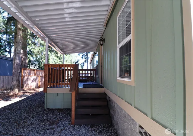 Photo 4 of Manufactured home for sale at 13517 200Th St Ct E #71, Graham, WA 98338 | MLS# NWM2574406 | Listing updated on 2026-09-21