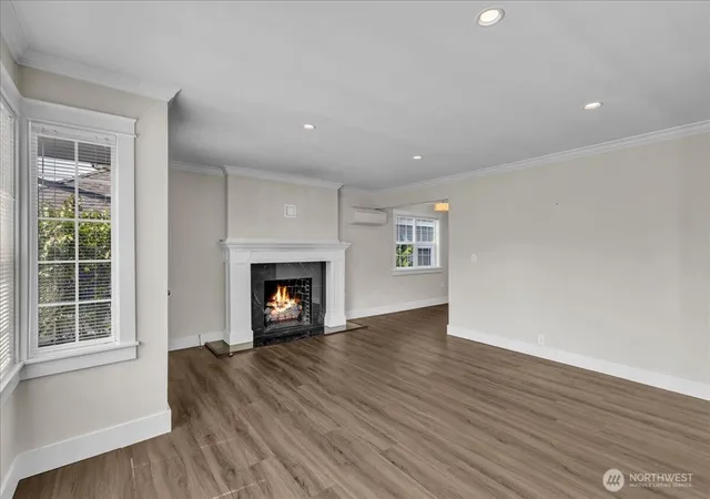 Photo 4 of Sale Pending at 126 Nw 50Th St, Seattle, WA 98107 | MLS# NWM2574415 | Listing updated on 2026-09-29