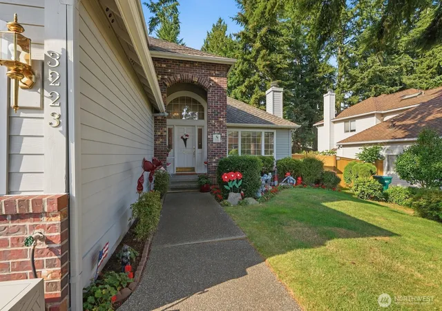 Photo 2 of Single family home for sale at 3223 150th Pl Se, Mill Creek, WA 98012 | MLS# NWM2574419 | Listing updated on 2026-09-25