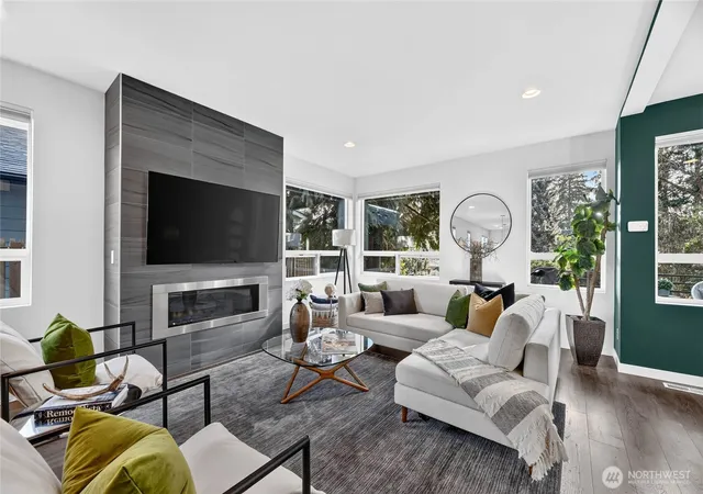 Photo 3 of Sale Pending at 7707 18th Avenue SW, Seattle, WA 98106 | MLS# NWM2574436 | Listing updated on 2026-09-25