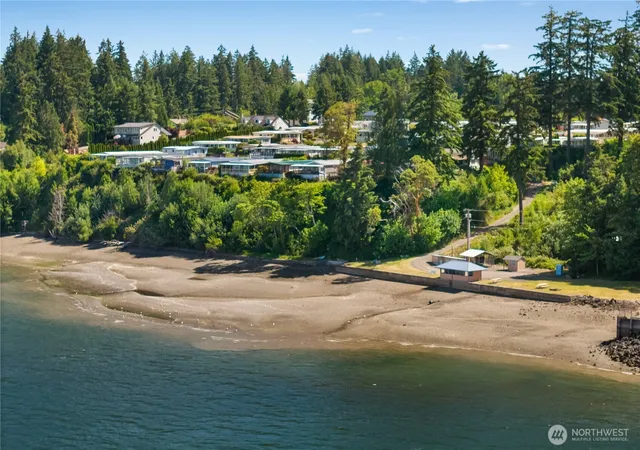 Photo 3 of Manufactured home for sale at 4805 Cushman Rd Ne #122, Olympia, WA 98506 | MLS# NWM2574457 | Listing updated on 2026-10-02