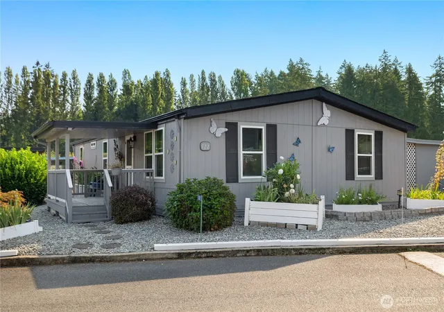Photo 2 of Manufactured home for sale at 4805 Cushman Rd Ne #122, Olympia, WA 98506 | MLS# NWM2574457 | Listing updated on 2026-10-02