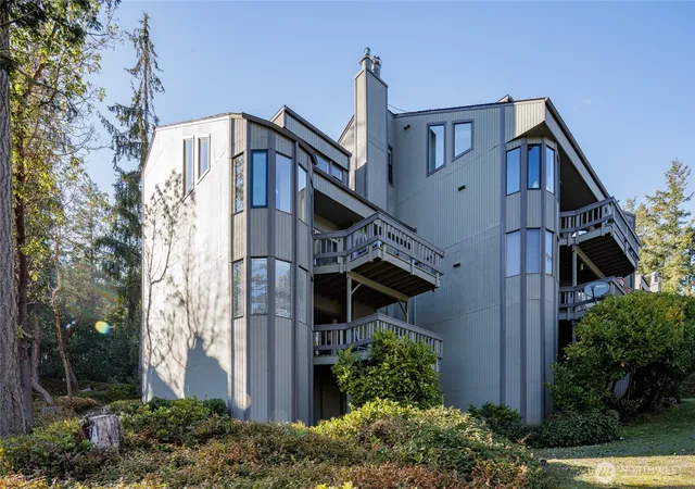 Photo 1 of Townhouse for sale at 98 Armadale Rd #215, Friday Harbor, WA 98250 | MLS# NWM2574463 | Listing updated on 2026-09-25