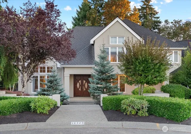 Photo 2 of Single family home for sale at 14329 Se 84th Ct, Newcastle, WA 98059 | MLS# NWM2574467 | Listing updated on 2026-09-19