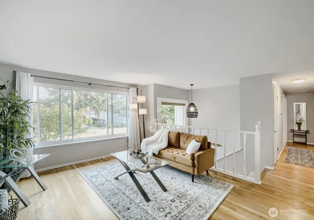 Photo 4 of Single family home for sale at 1421 218Th St Sw, Lynnwood, WA 98036 | MLS# NWM2574482 | Listing updated on 2026-09-28