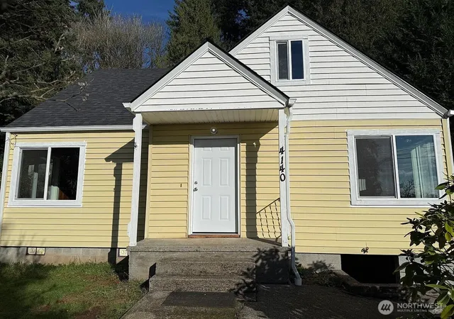 Photo 1 of Single family home for sale at 4140 Poplar Way, Longview, WA 98632 | MLS# NWM2574493 | Listing updated on 2026-09-26