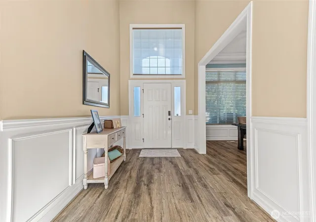 Photo 4 of Single family home for sale at 32113 Sunny Ln, Black Diamond, WA 98010 | MLS# NWM2574507 | Listing updated on 2026-10-02