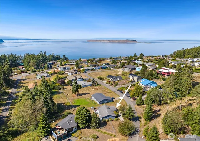 Single family home for sale at 71 San Juan Dr, Port Townsend, WA 98368 | MLS# NWM2574524