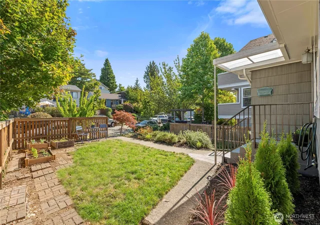 Photo 4 of Single family home for sale at 6325 42nd Avenue SW, Seattle, WA 98136 | MLS# NWM2574528 | Listing updated on 2026-10-02