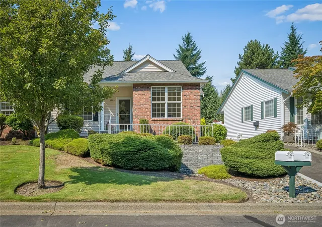 Photo 3 of Condo for sale at 6903 51st St Ct W, University Place, WA 98467 | MLS# NWM2574535 | Listing updated on 2026-10-01