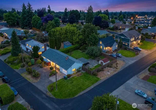 Photo 2 of Sale Pending at 3145 Locust Ave, University Place, WA 98466 | MLS# NWM2574557 | Listing updated on 2026-09-02