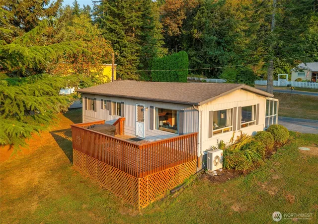 Photo 2 of Manufactured home for sale at 1494 Van Wyck Rd, Bellingham, WA 98226 | MLS# NWM2574567 | Listing updated on 2026-09-25