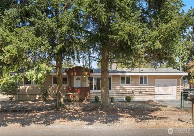 Photo 1 of Single family home for sale at 2352 N 188th Street, Shoreline, WA 98133 | MLS# NWM2574568 | Listing updated on 2026-09-25