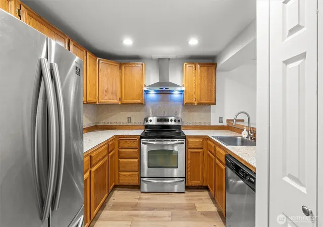 Photo 3 of Condo for sale at 2630 S 226th St #C103, Des Moines, WA 98198 | MLS# NWM2574582 | Listing updated on 2026-10-02
