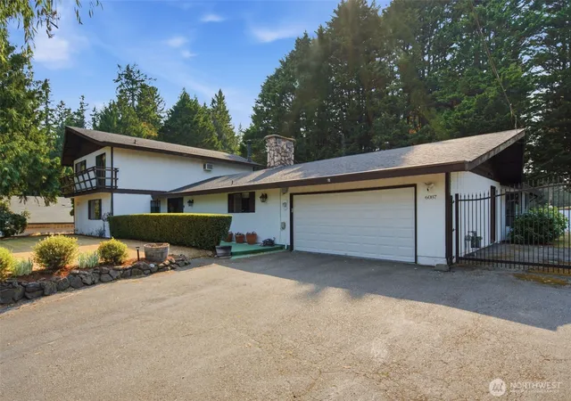 Photo 2 of Single family home for sale at 6087 Sunset Ave Ne, Bremerton, WA 98311 | MLS# NWM2574606 | Listing updated on 2026-09-25